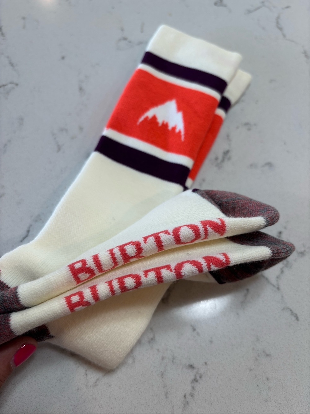 New Burton Women’s Weekend Snowboard/Ski Socks